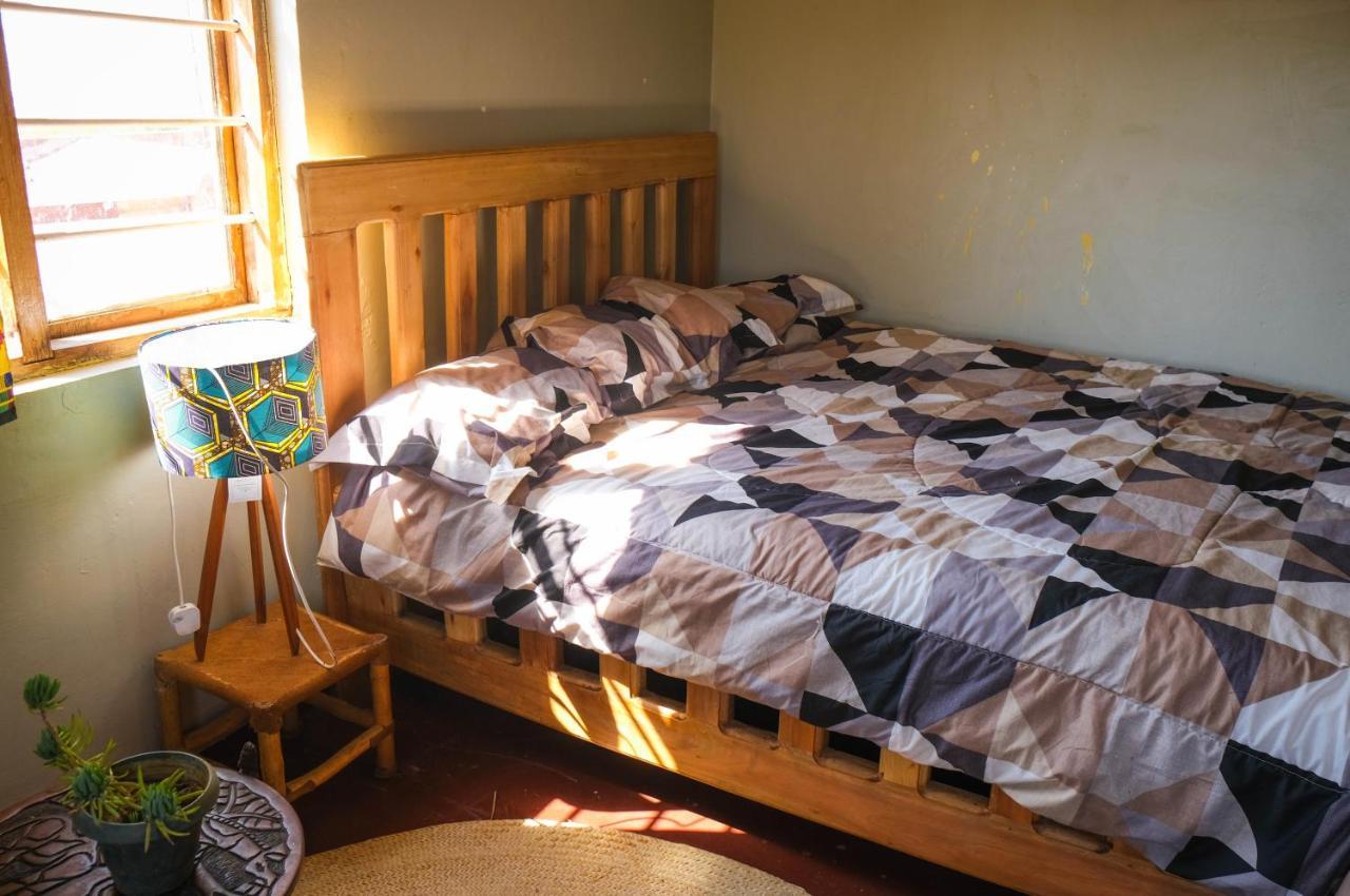 אירינגה Emmy'S Backpackers Hostel מראה חיצוני תמונה