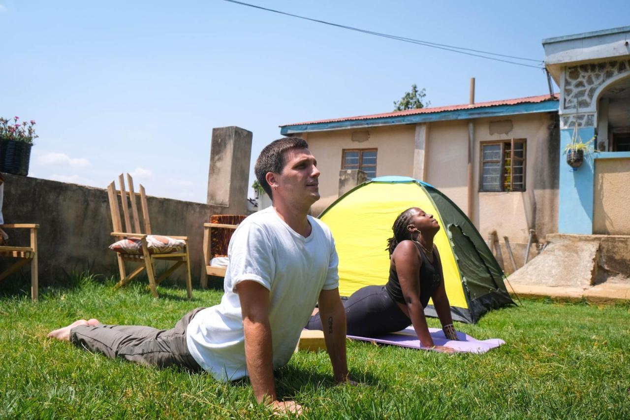 אירינגה Emmy'S Backpackers Hostel מראה חיצוני תמונה