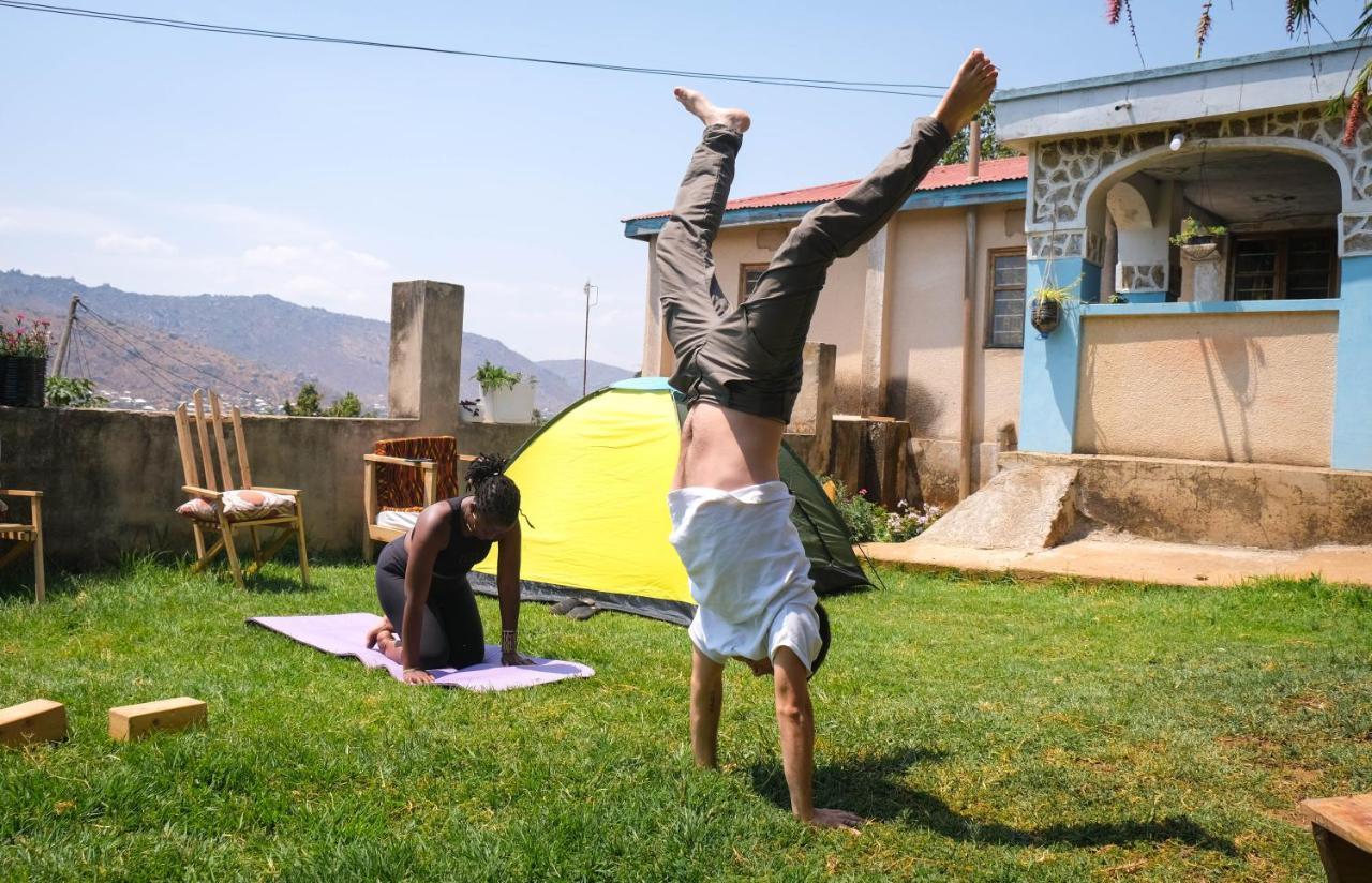 אירינגה Emmy'S Backpackers Hostel מראה חיצוני תמונה